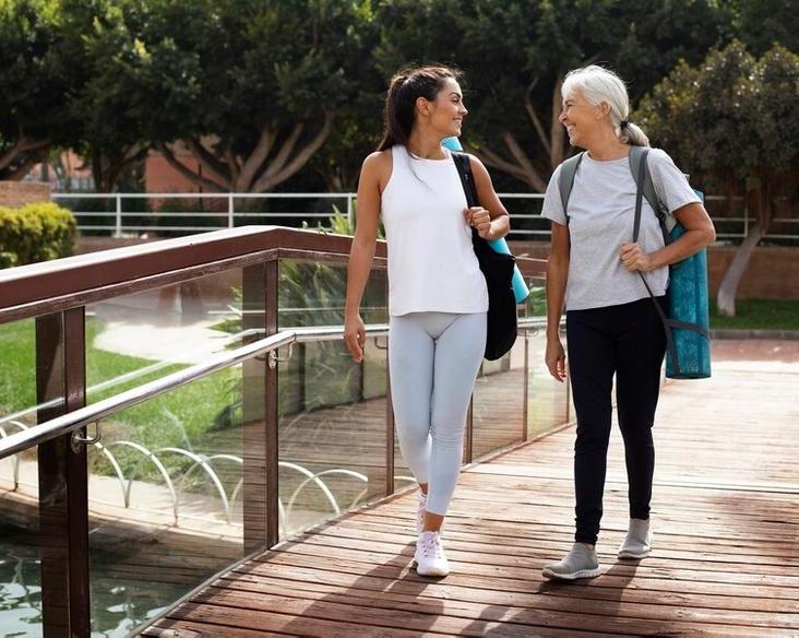 Ученые рассказали, как долго нужно ходить пешком, чтобы повысить работоспособность мозга