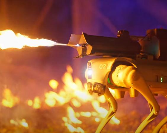 Не желаете ли прикупить робота Термонатора с огнемётом?